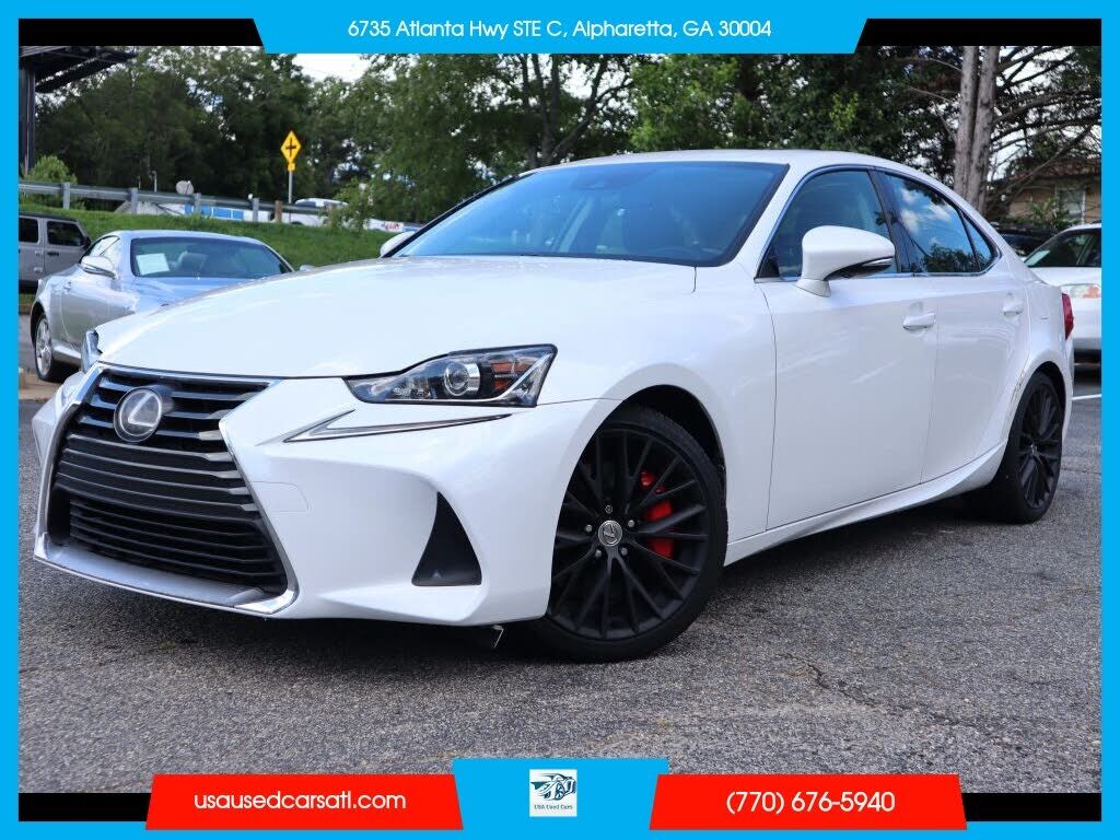 Lexus IS