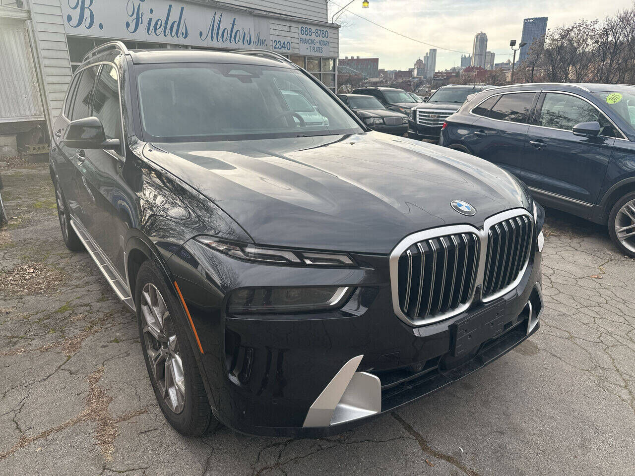 2023 BMW X7