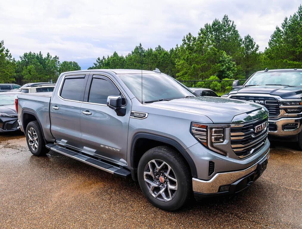 2023 GMC Sierra