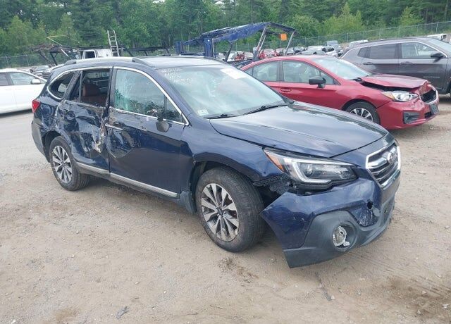 2018 SUBARU Outback
