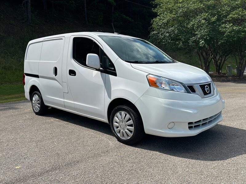 2021 NISSAN NV200