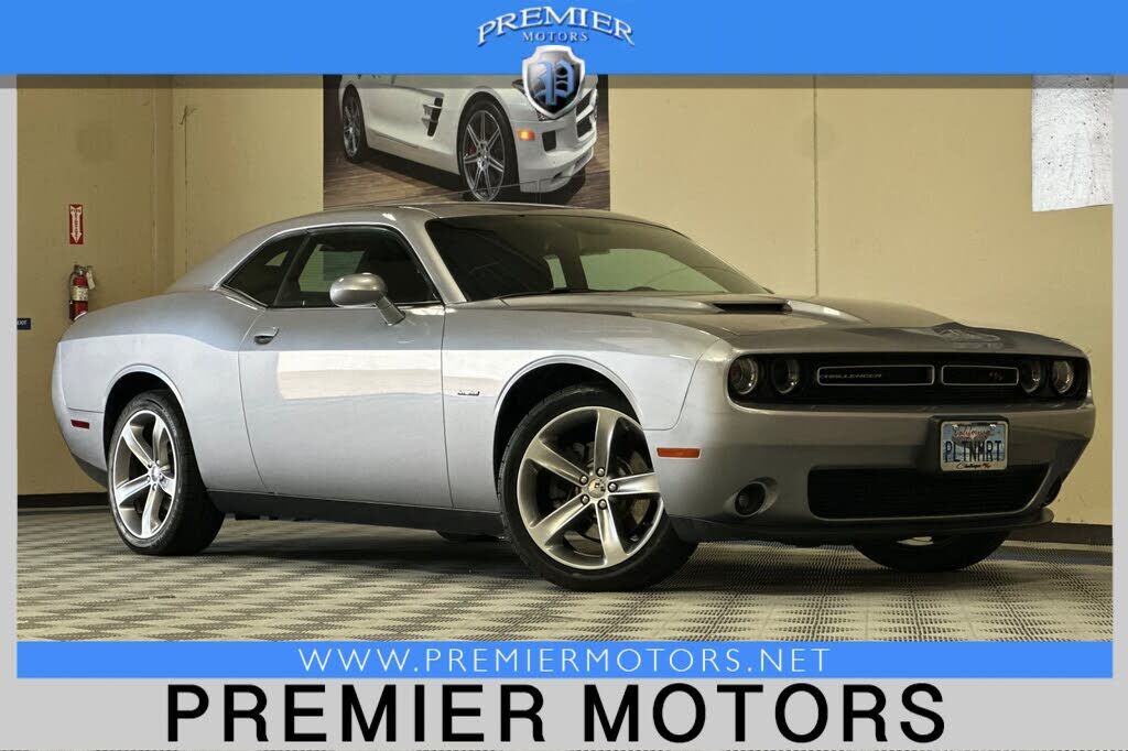 2015 DODGE Challenger