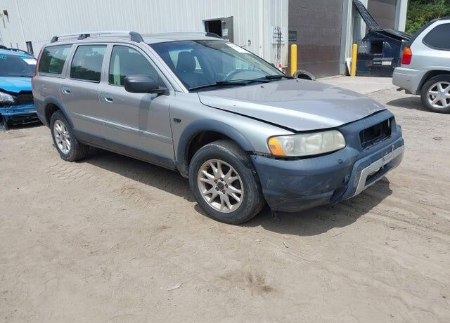 2005 VOLVO XC70