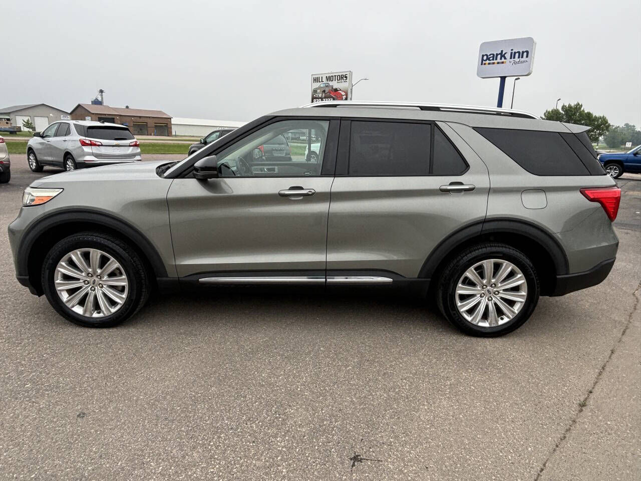 2020 FORD Explorer
