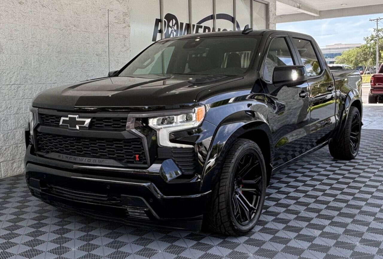 2024 CHEVROLET Silverado