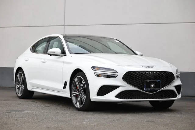 2025 GENESIS G70