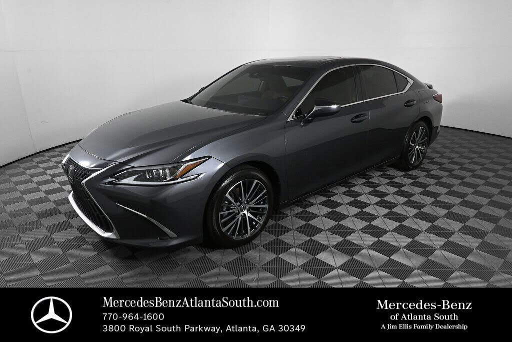 2025 LEXUS ES