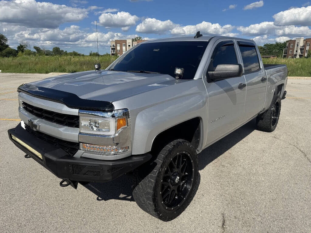 2018 CHEVROLET Silverado