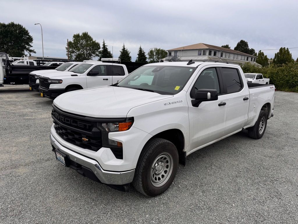 2024 CHEVROLET Silverado