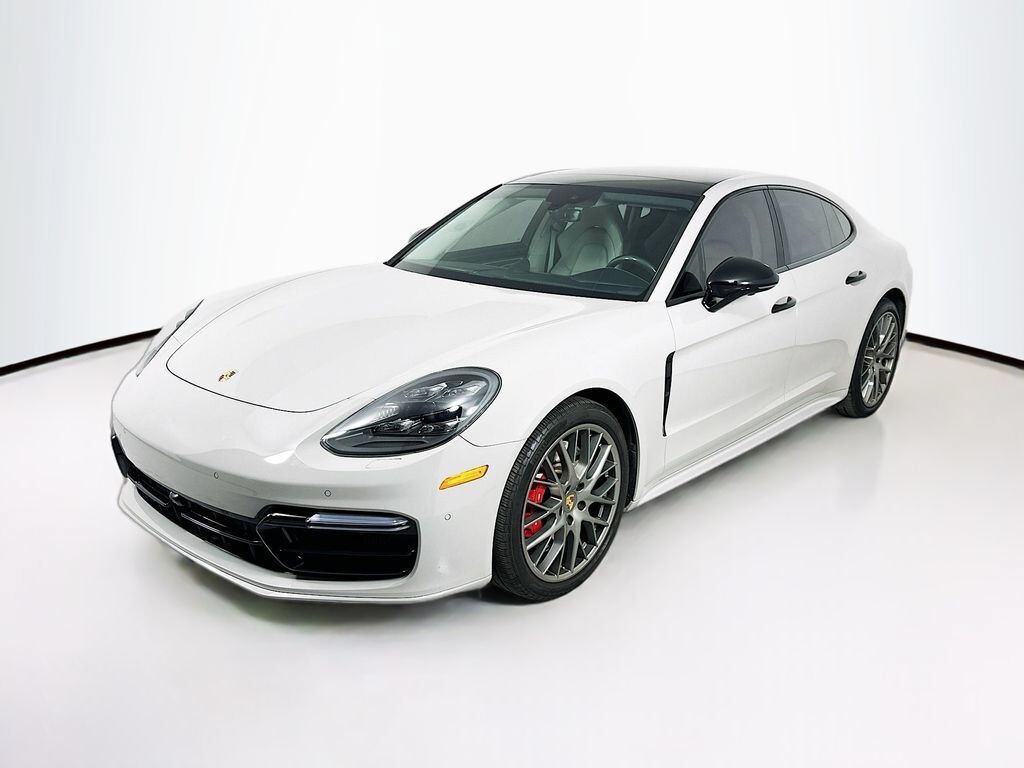 2017 PORSCHE Panamera