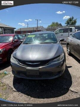 2016 CHRYSLER 200