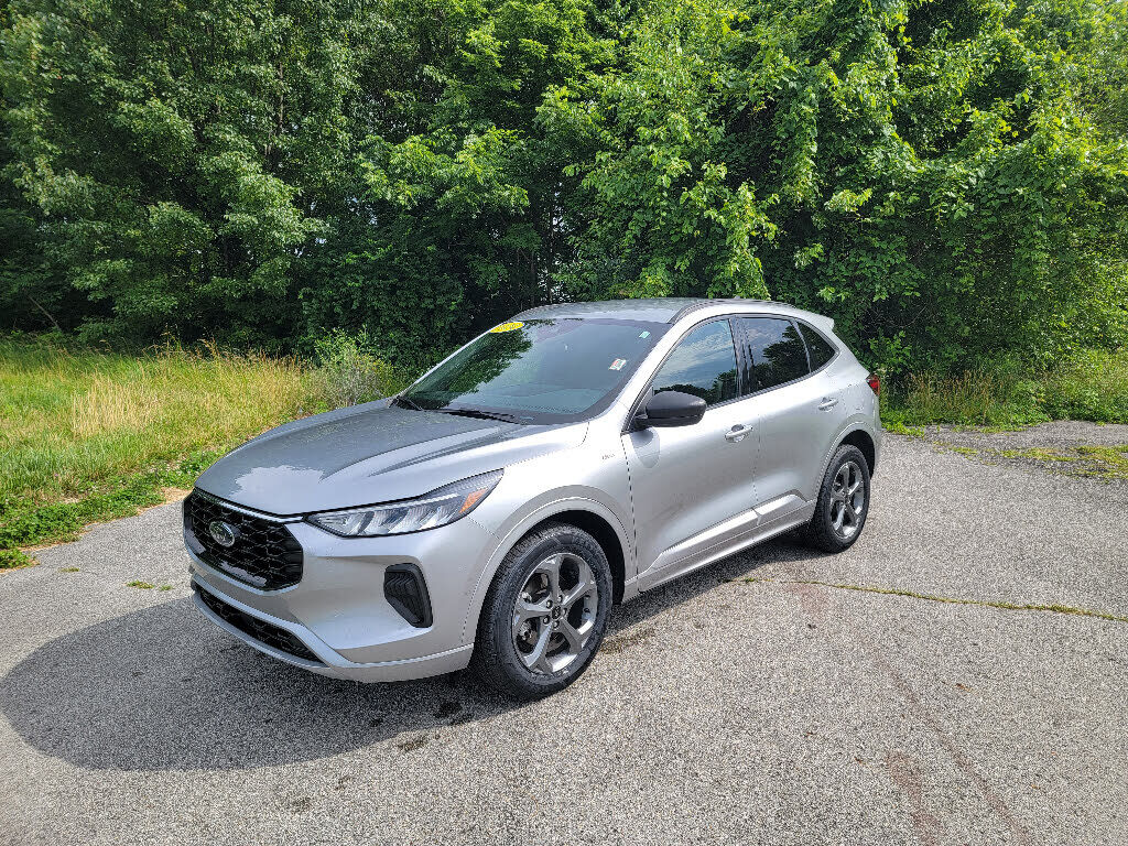 2024 FORD Escape