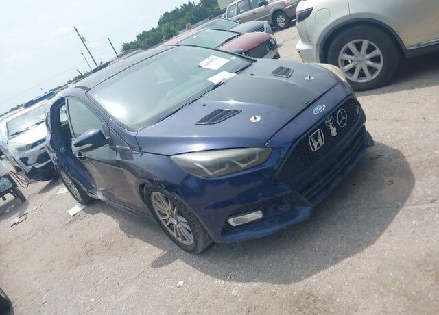 2017 FORD Focus