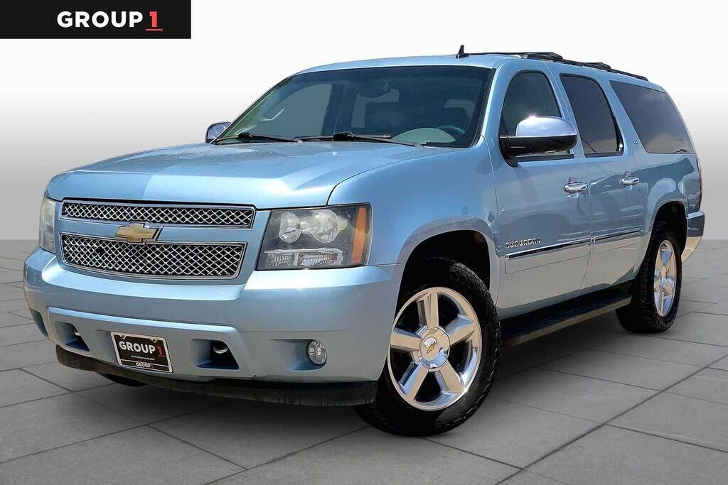 2011 CHEVROLET Suburban