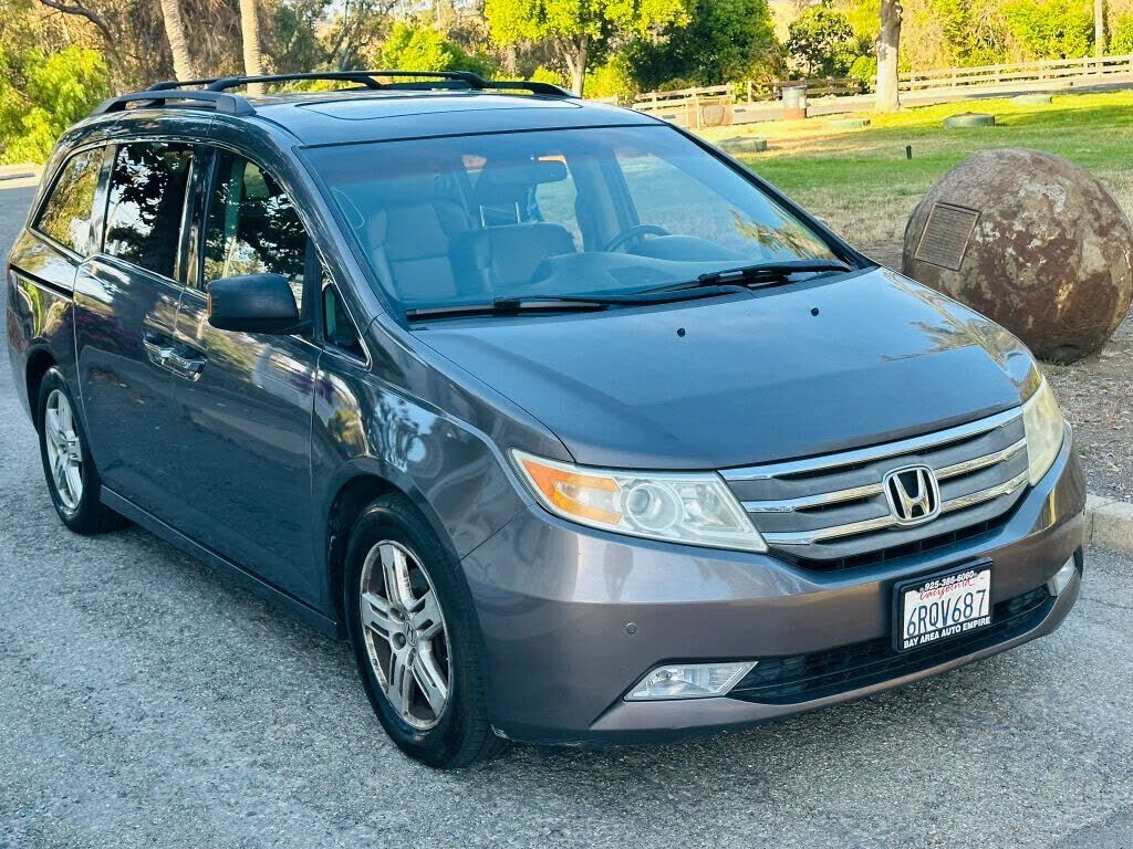 2011 HONDA Odyssey