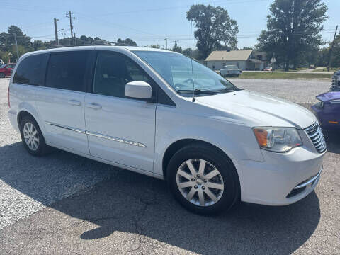 2015 CHRYSLER Town and Country