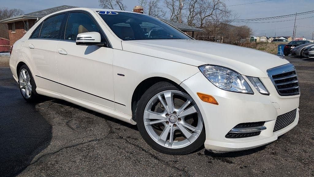 2012 MERCEDES-BENZ E-Class