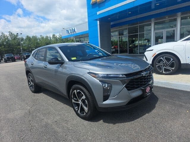 2024 CHEVROLET Trax