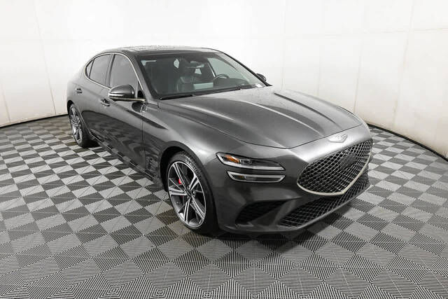 2025 GENESIS G70