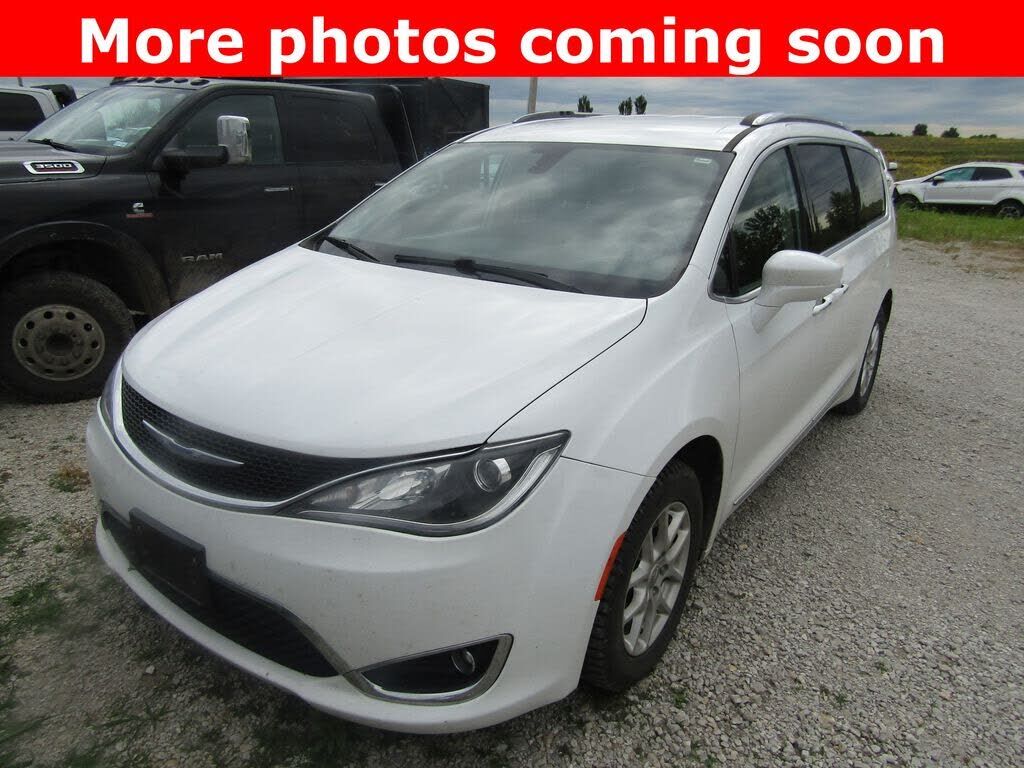 2020 CHRYSLER Pacifica