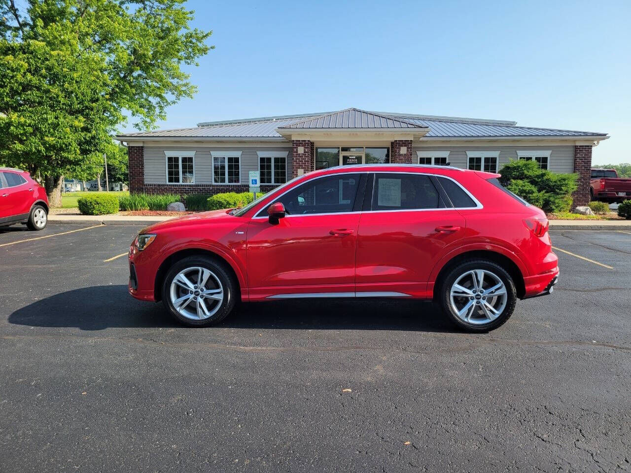 2021 AUDI Q3