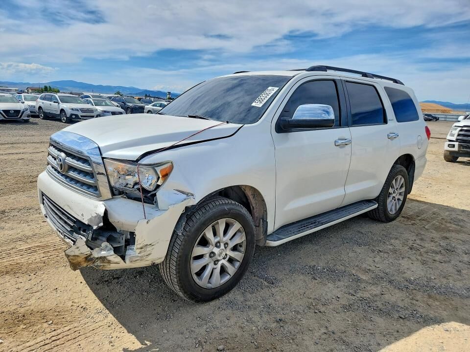 2016 TOYOTA Sequoia