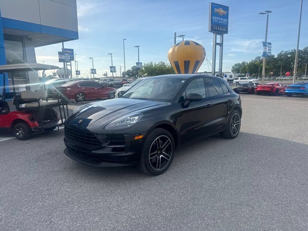 2021 PORSCHE Macan