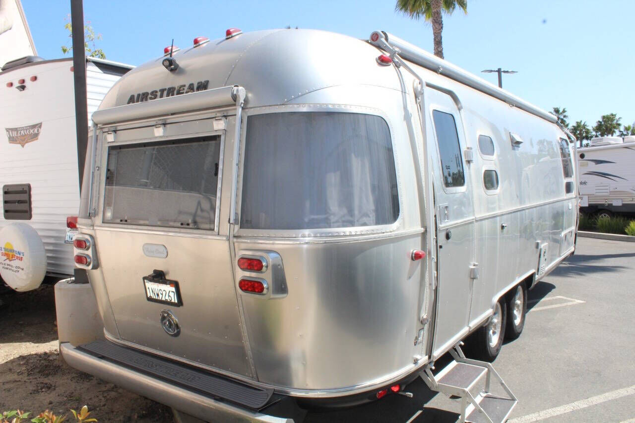 2022 AIRSTREAM Flying Cloud