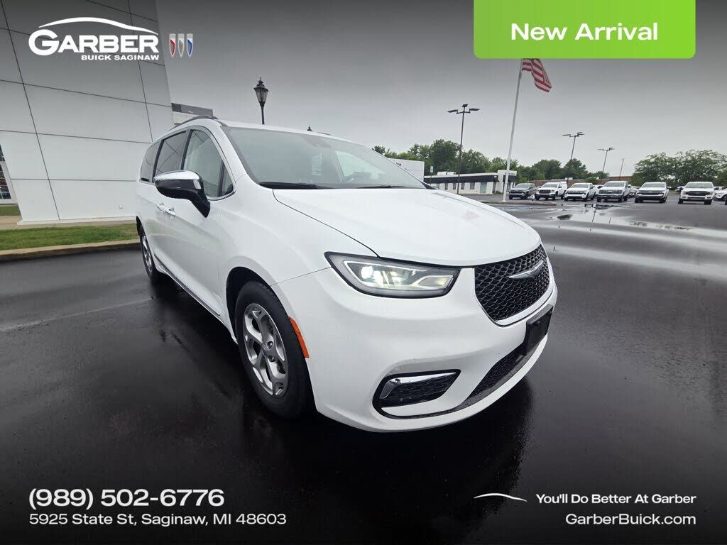 2023 CHRYSLER Pacifica