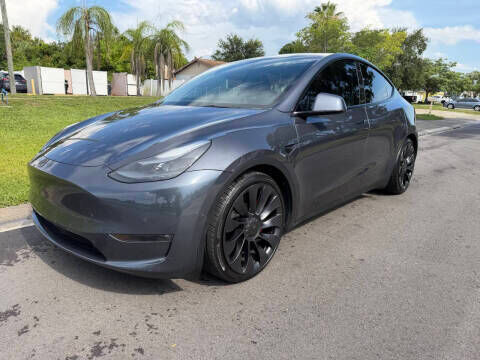 2021 TESLA Model Y