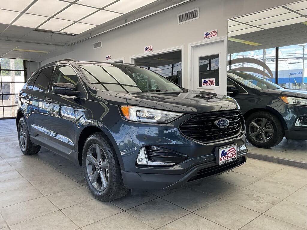 2022 FORD Edge