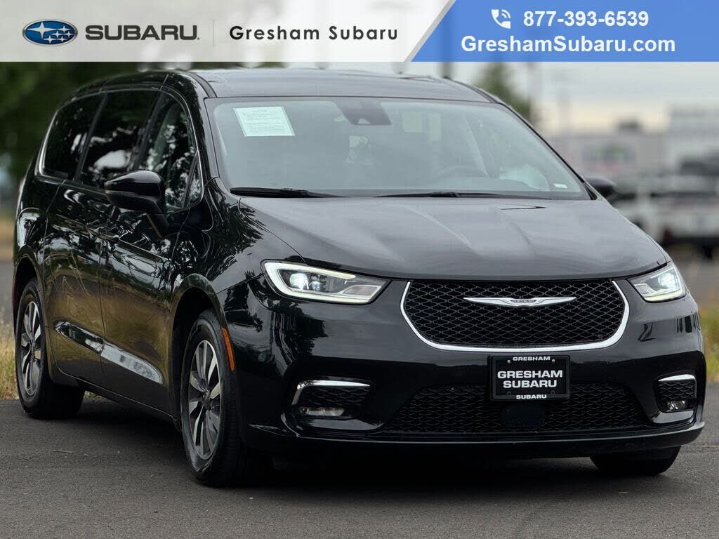 2023 CHRYSLER Pacifica
