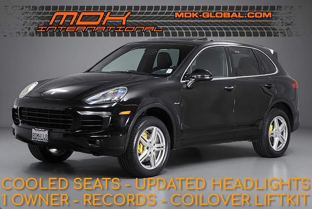 2015 PORSCHE Cayenne