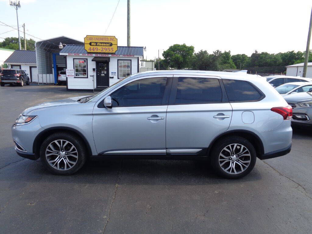 2017 MITSUBISHI Outlander