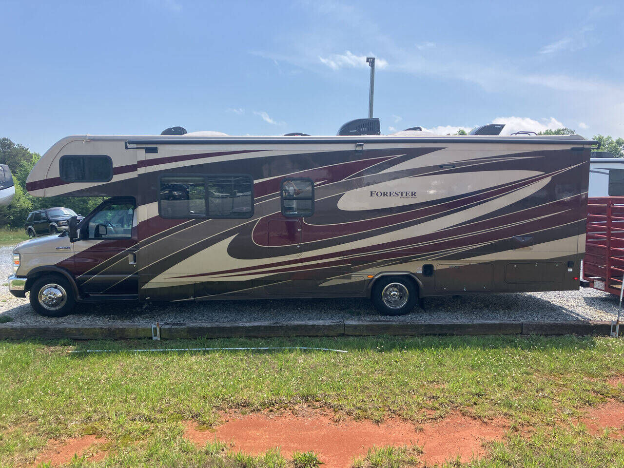 2017 FORD E-450