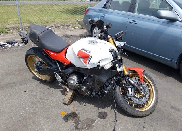 2025 YAMAHA MTM890