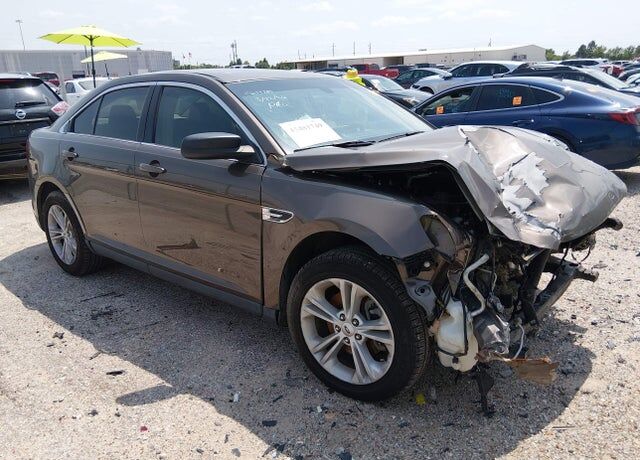 2016 FORD Taurus