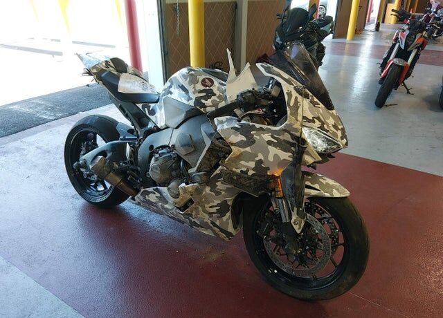 2025 HONDA CB