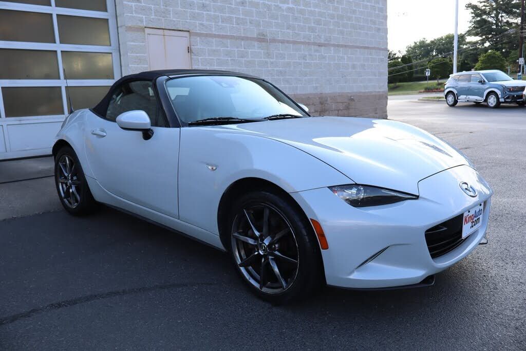 2016 MAZDA MX-5