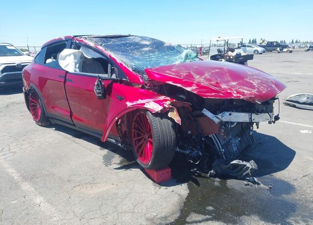 2024 TESLA Model X