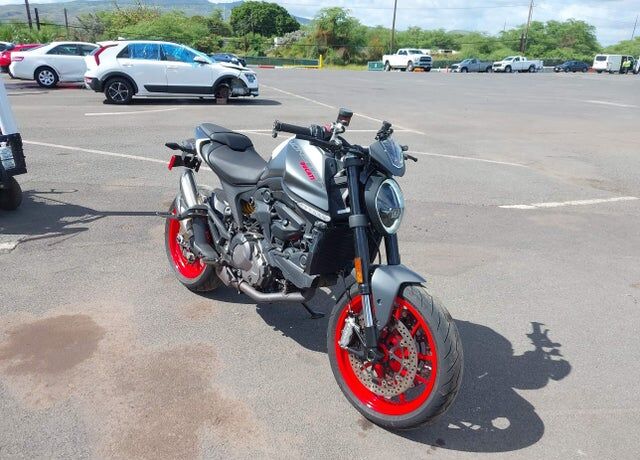2022 DUCATI Monster