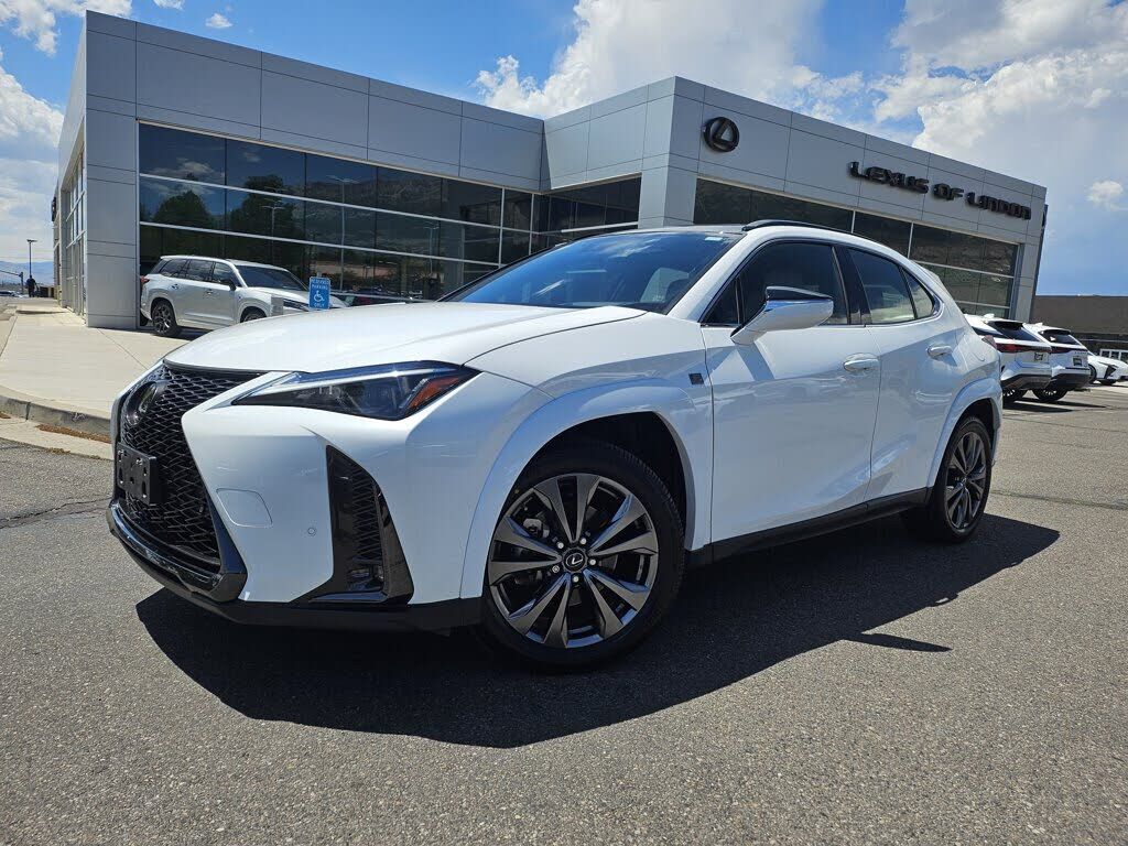 2024 LEXUS UX