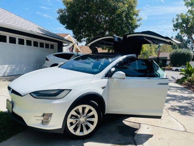 2016 TESLA Model X