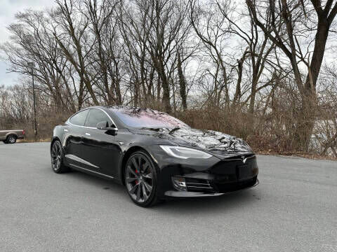 2017 TESLA Model S