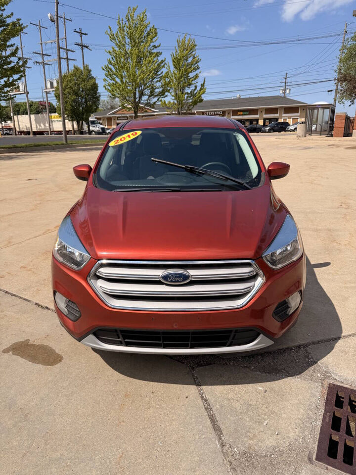 2019 FORD Escape