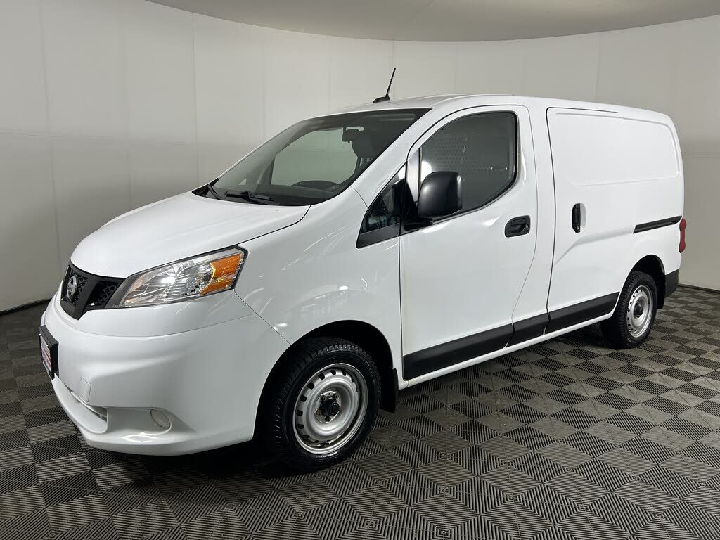 2021 NISSAN NV200
