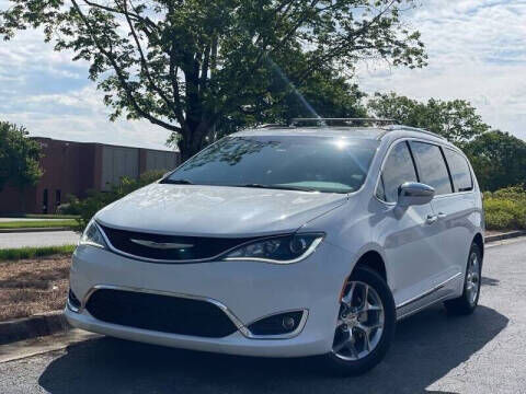2017 CHRYSLER Pacifica