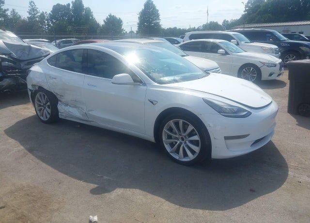2018 TESLA Model 3