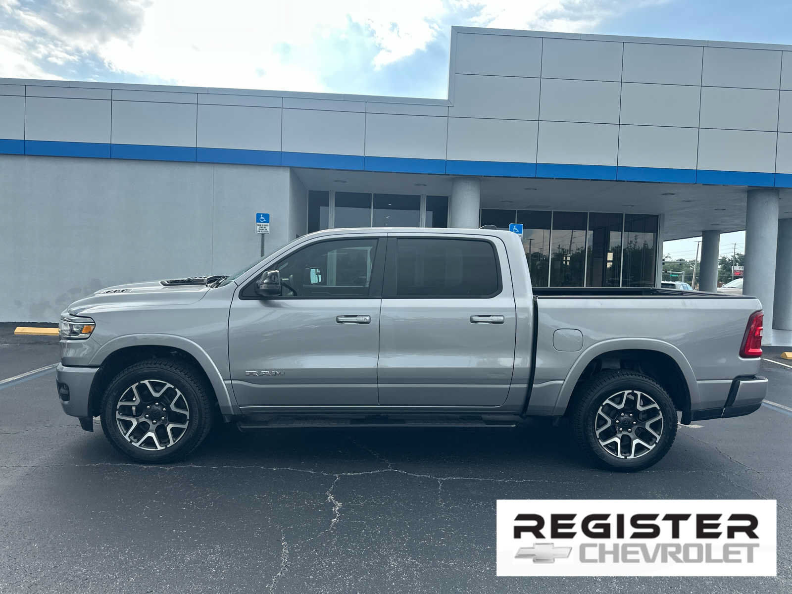 2025 RAM 1500