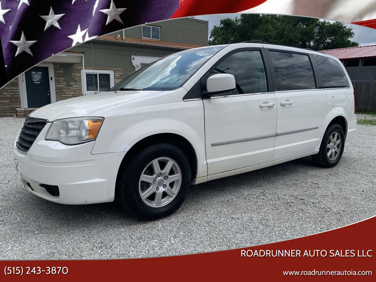 2010 CHRYSLER Town and Country